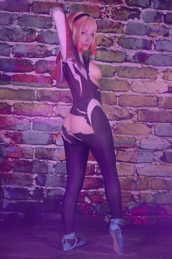  ShiroKitsune – Spider Gwen 