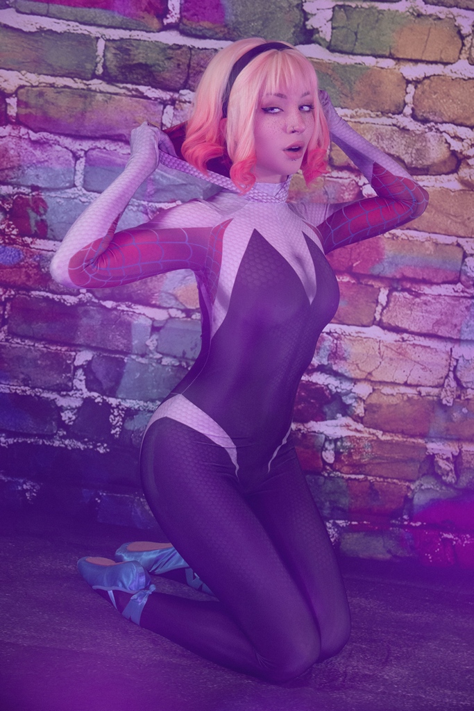 ShiroKitsune – Spider Gwen 