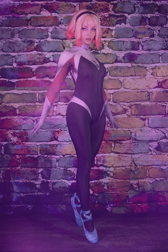  ShiroKitsune – Spider Gwen 