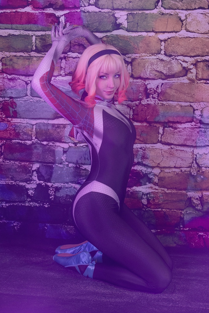  ShiroKitsune – Spider Gwen 
