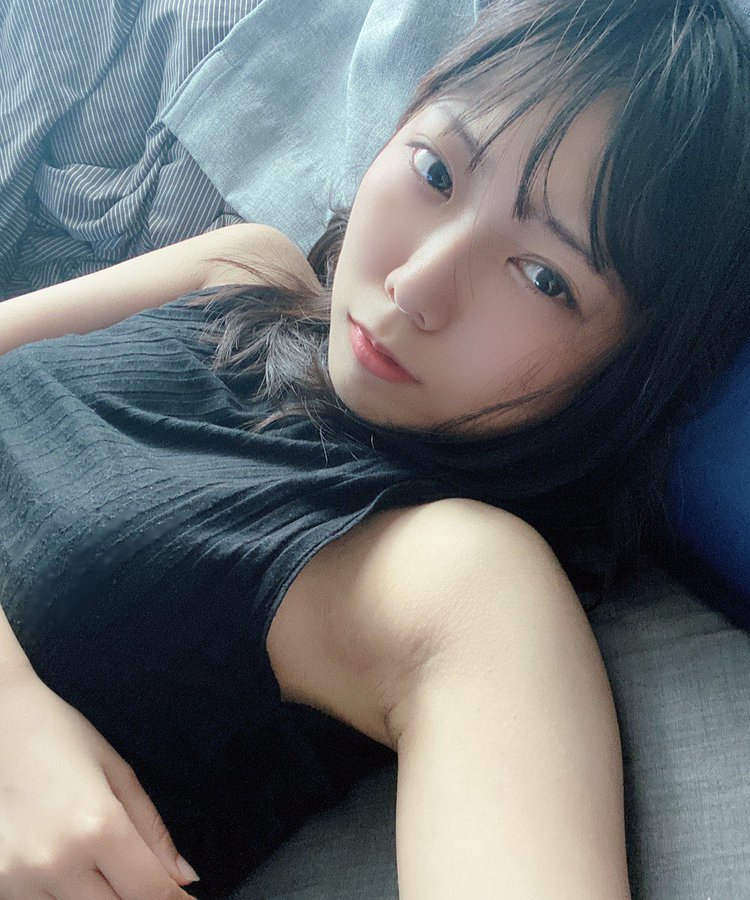 149公分！美乳小馬美少女「四宮繭」下定決心出道、自稱只是位超好色女！