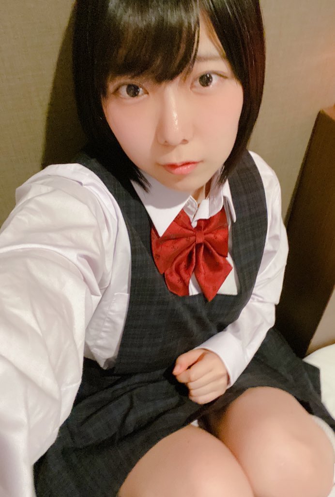 149公分！美乳小馬美少女「四宮繭」下定決心出道、自稱只是位超好色女！