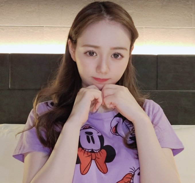 雪國妖精！  F罩杯俄羅斯混血美少女「安娜」出道！