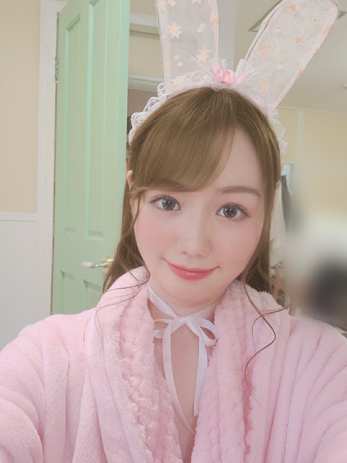 雪國妖精！  F罩杯俄羅斯混血美少女「安娜」出道！