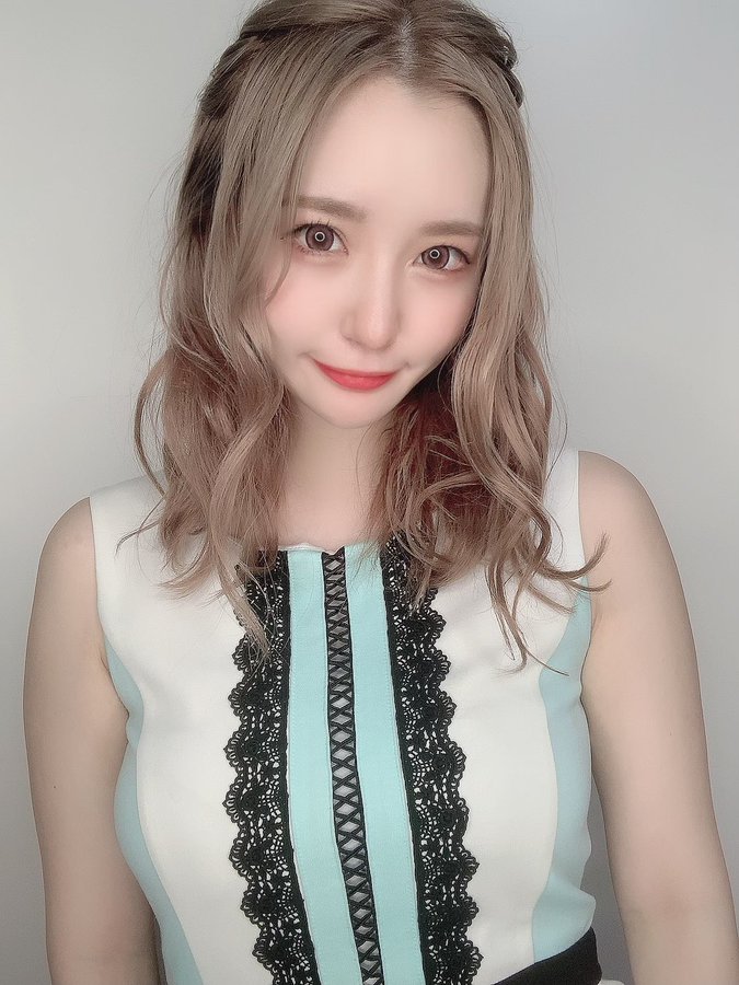 改名再戰！  F罩杯火辣美女黑川紗裡奈改名「百永紗理奈」推特邁向8萬追蹤！