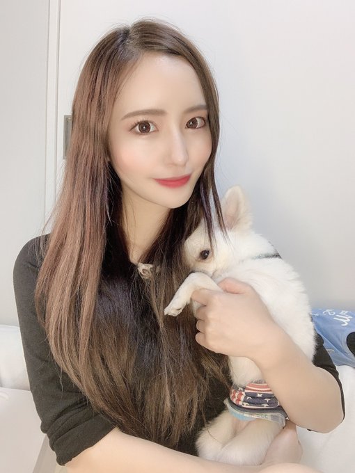 改名再戰！  F罩杯火辣美女黑川紗裡奈改名「百永紗理奈」推特邁向8萬追蹤！