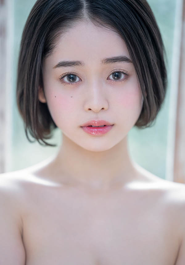 百年一遇！  E罩杯火辣前寫真女星「MINAMO」生日當天宣佈出道！