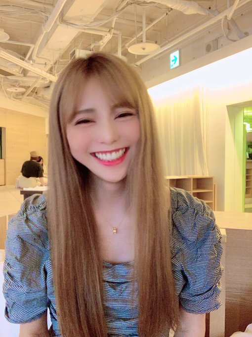 再度移籍！  D罩杯美艷大姊姊「星川凜凜花」宣布加入T-POWERS改名為「百瀬凜花」！