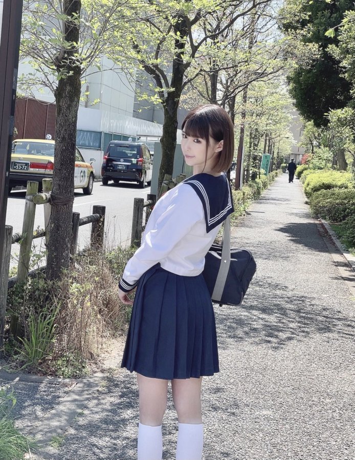 橫空出世！白皙18歲F罩杯美少女「橫宮七海」素人出道火力驚人！