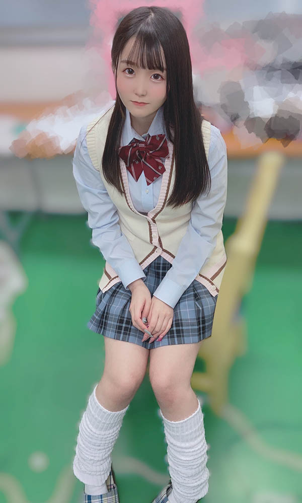 清純甜美！  E罩杯嬌嫩女大學生「紺野美衣奈」出道想體驗真正的絕頂！