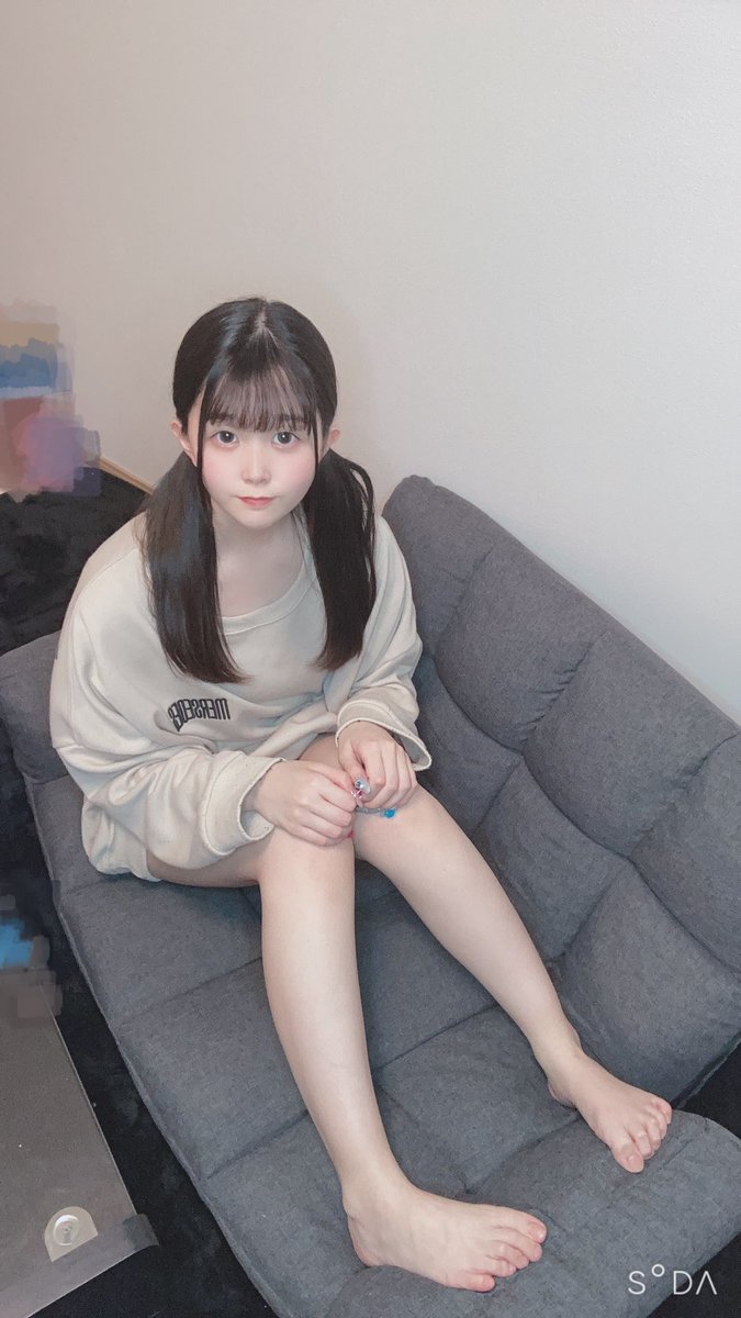 清純甜美！  E罩杯嬌嫩女大學生「紺野美衣奈」出道想體驗真正的絕頂！