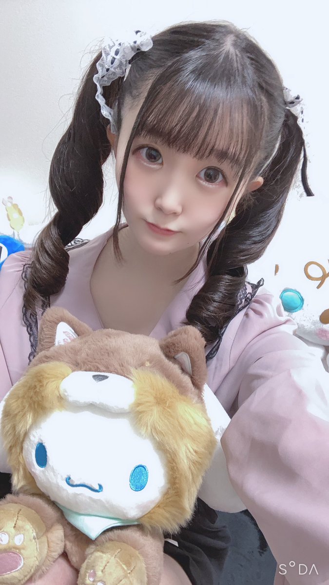 清純甜美！  E罩杯嬌嫩女大學生「紺野美衣奈」出道想體驗真正的絕頂！