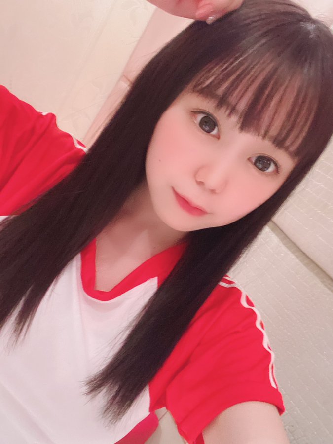 清純大眼！  E罩杯小馬美少女「成瀬葵」出道！