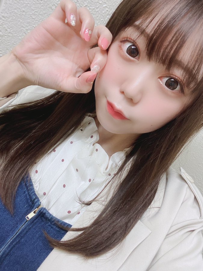 清純大眼！  E罩杯小馬美少女「成瀬葵」出道！