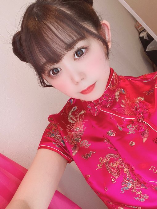 清純大眼！  E罩杯小馬美少女「成瀬葵」出道！