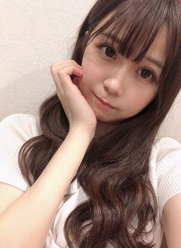 人小胸大！  E罩杯巨乳小馬「望月亞美」隱藏版新羅素人女優！