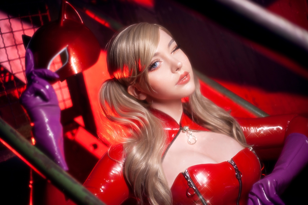  Saya The Fox – Ann Takamaki 