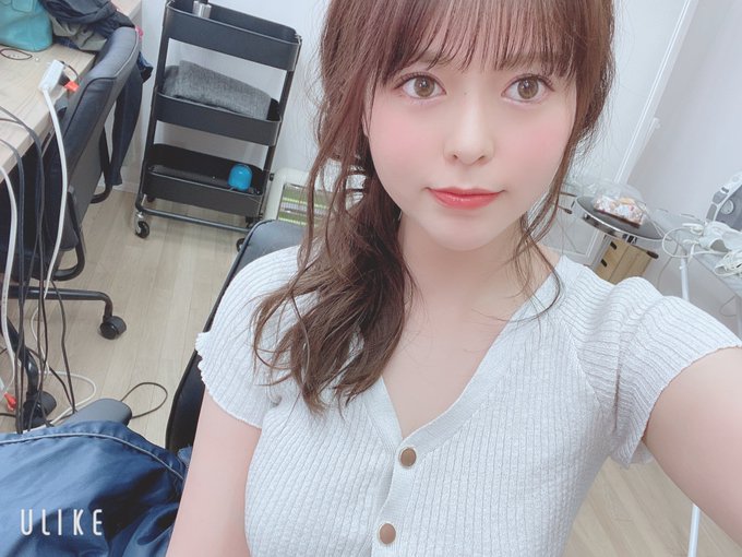 真空圍裙上陣！  H罩杯SOD火辣新人「日乃芙羽裡」出道一週破千追蹤！