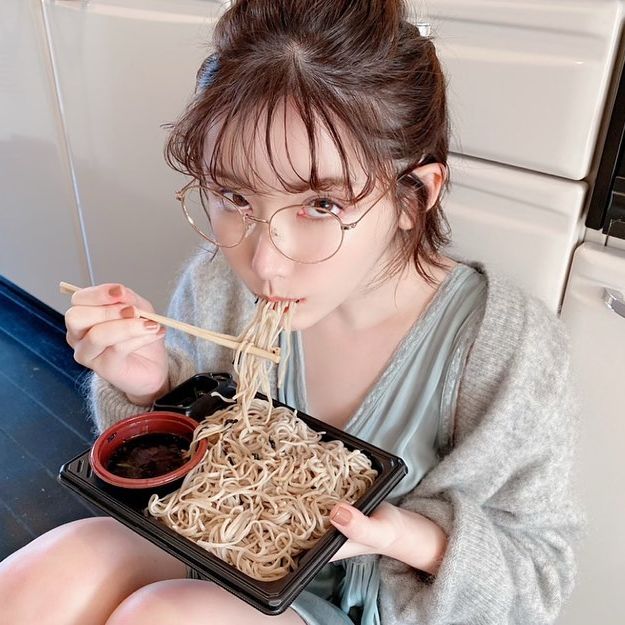 轉戰水管！推特爆紅女神「深田詠美」頻道開幕三個月衝破1500萬次點閱！