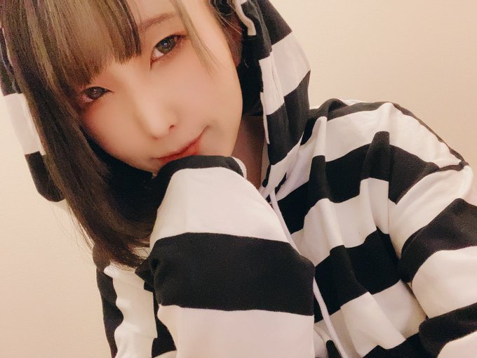 為籌搬家費用下海？  ！  23歲長腿貧乳美少女「日泉舞香」！