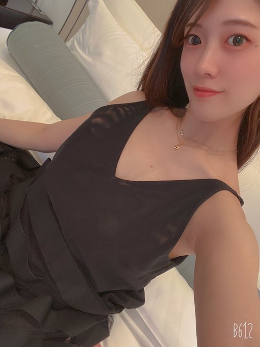 辣到被BAN！  32歲G罩杯火辣音樂老師「有賀美奈穂」推特慘遭凍結、另起爐灶誠意滿滿！