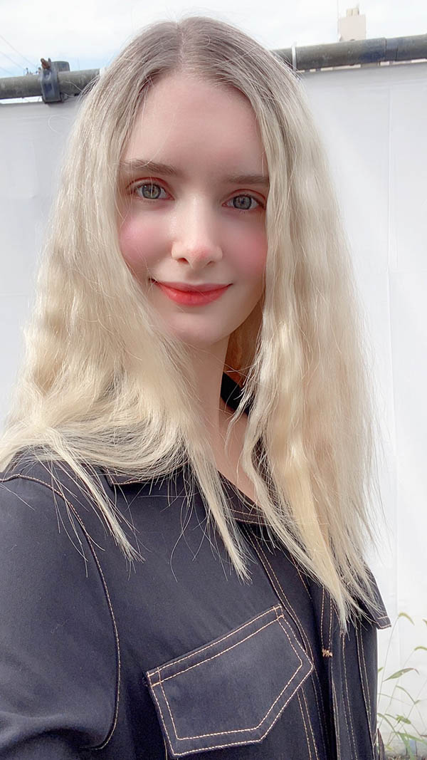 說日語的北歐精靈！  177超長腿白人美少女「艾瑪羅倫斯」正式改名透露新作即將推出！