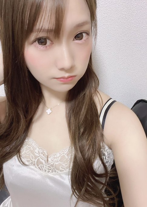 巨乳蜂腰！  Ｇ罩杯清純美少女「早野詩」出道！一個月拿下上千追蹤！