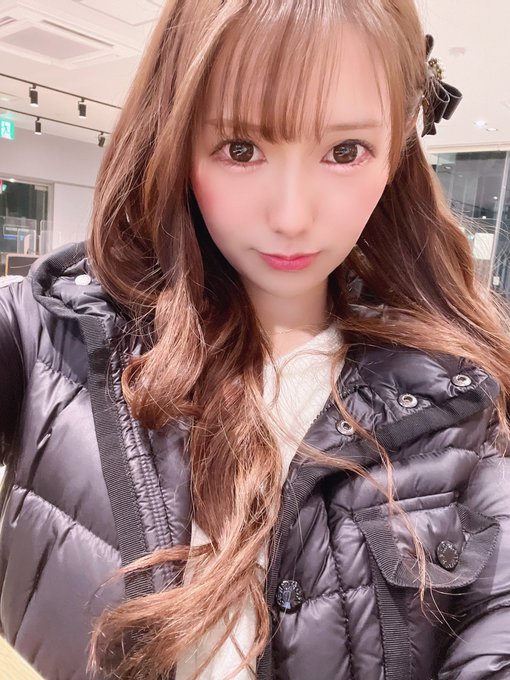 巨乳蜂腰！  Ｇ罩杯清純美少女「早野詩」出道！一個月拿下上千追蹤！