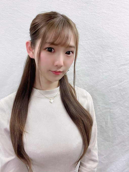 巨乳蜂腰！  Ｇ罩杯清純美少女「早野詩」出道！一個月拿下上千追蹤！