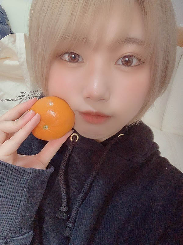 巨乳版戶田真琴！  F罩杯肉肉古著女店員「真琴愛實」出道！