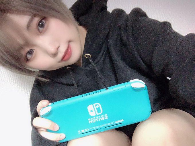 巨乳版戶田真琴！  F罩杯肉肉古著女店員「真琴愛實」出道！