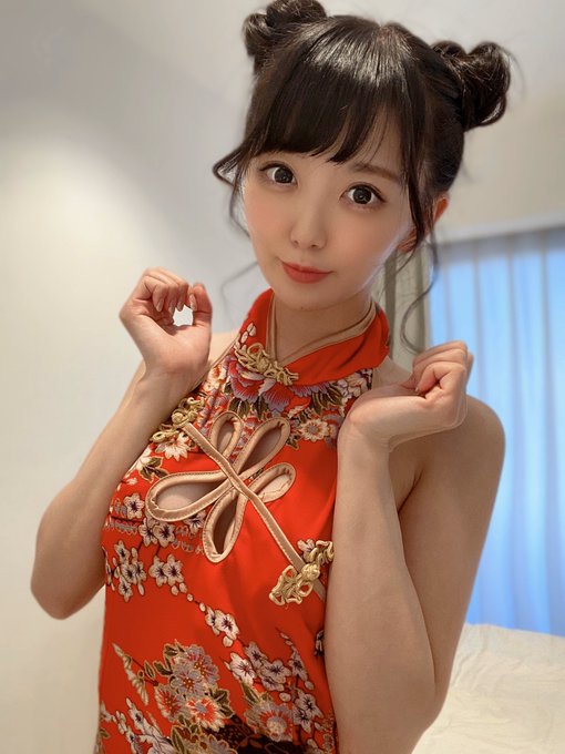 從人妻演到JK！ 白皙D罩杯美少女「愛鬚美儂」出道2年換過五次藝名！