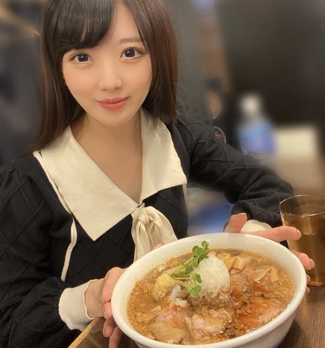 從人妻演到JK！ 白皙D罩杯美少女「愛鬚美儂」出道2年換過五次藝名！