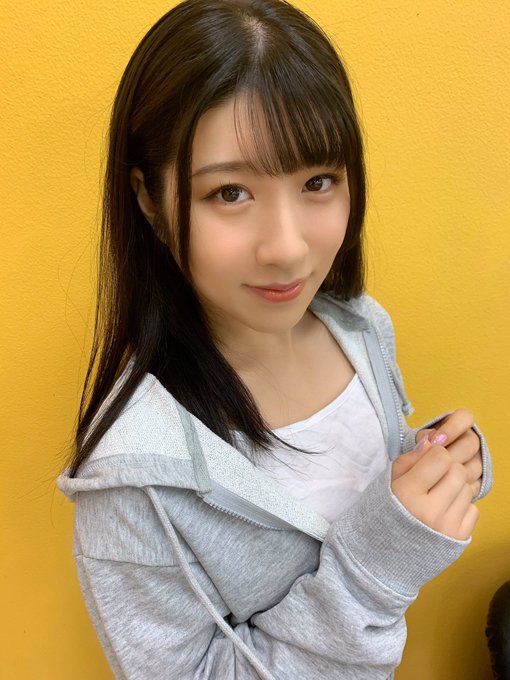 尺度過大被BAN台！  20萬訂閱美胸美少女「辻櫻」出道自曝喜歡讓人欣賞身材！