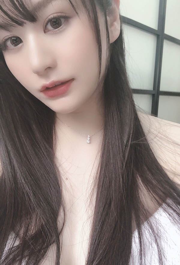 JULIA小師妹登場！  H罩杯巨乳美少女「唯月優花」出道自曝最想交手的男優是…！