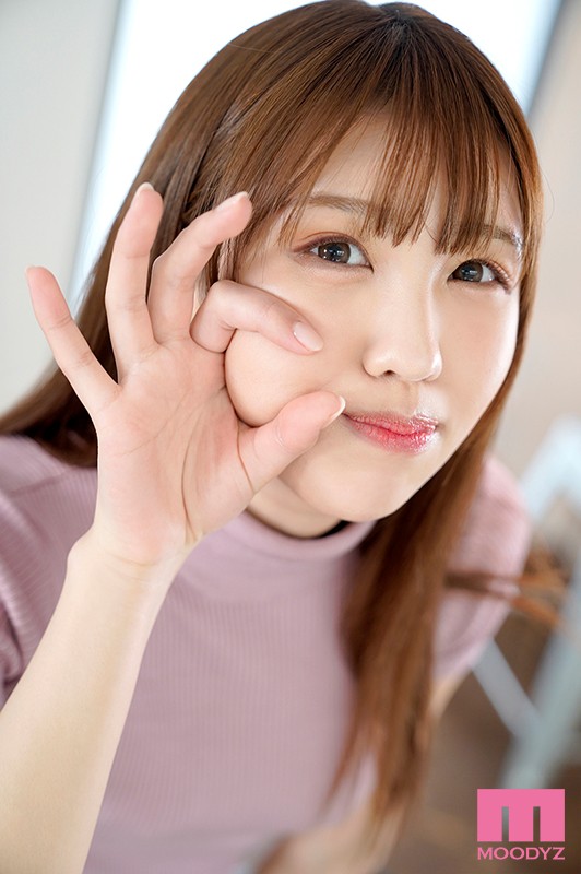 泳裝比賽後冠！  F罩杯巨乳美少女「朝日奈華蓮」出道大秀冠軍級身材！