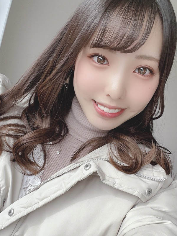 和服老店千金！  C罩杯氣質美少女「白桃花」忘不了拍攝時的快感再次上京拍片！