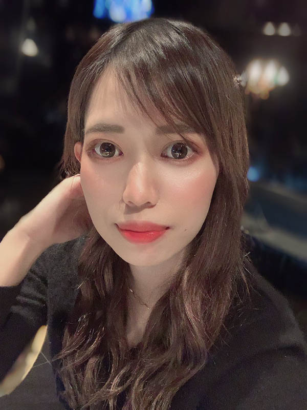 巨人級！  180公分高日菲混血美女「木下瑪莉潤」出道，還是年收高達1300萬的女強人？  ！