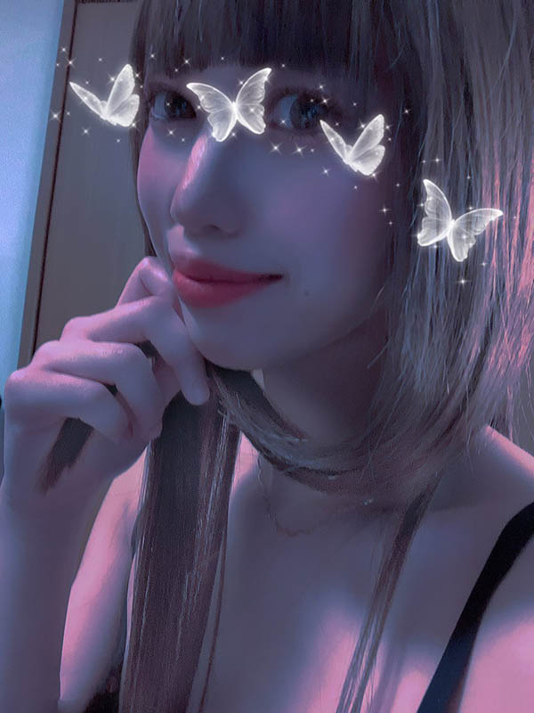 巨人級！  180公分高日菲混血美女「木下瑪莉潤」出道，還是年收高達1300萬的女強人？  ！