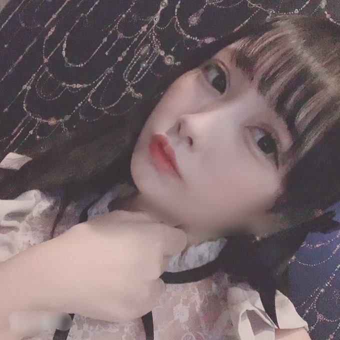 火辣前偶像？ ！ F罩杯美胸美少女「春花南」出道大放按摩影片！