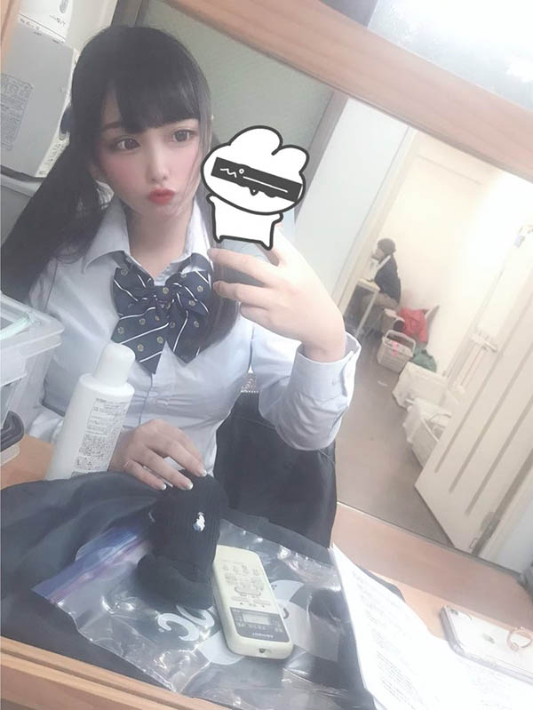 火辣前偶像？ ！ F罩杯美胸美少女「春花南」出道大放按摩影片！