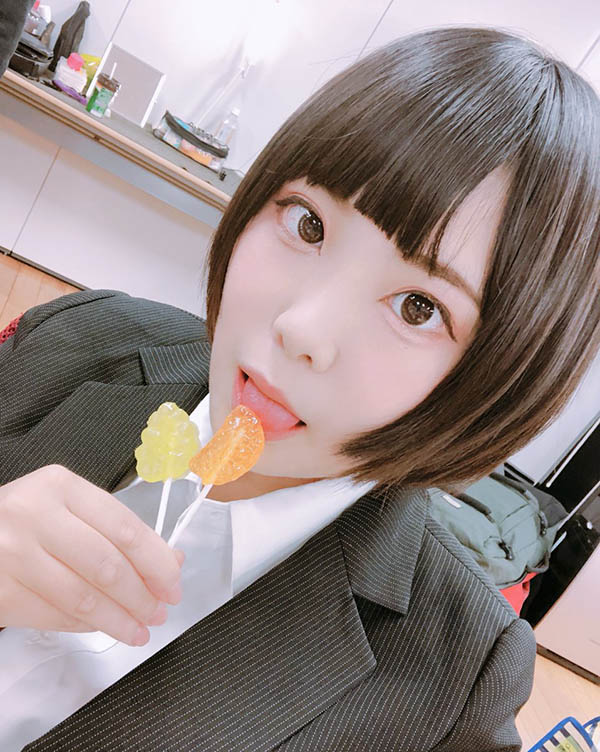 嬌小卻有料！ F罩杯短髮小馬「貓村妮可」出道！