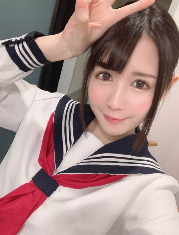 清純甜美！ 24歲制服美少女「杏羽花蓮」能演人妻也能演學生妹！