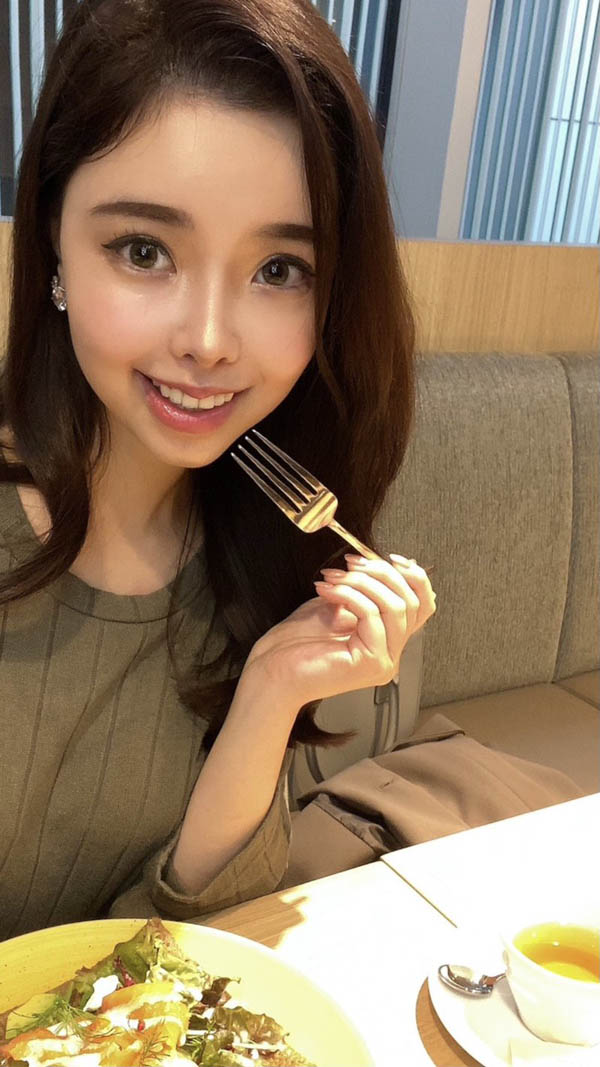 曾經當過童星演員！ G罩杯混血氣質新人「柊紗榮子」輕解羅衫出道！