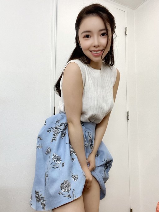 曾經當過童星演員！ G罩杯混血氣質新人「柊紗榮子」輕解羅衫出道！