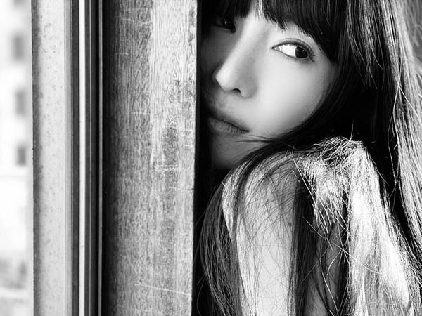 活動再開！ 性感腰窩女神「小野夕子」本月登上週刊獻身火辣寫真！