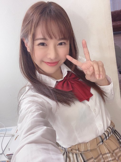 人氣飆升！ 陽光笑容美少女「栗山莉緒」出道2個月SNS坐擁5萬粉絲！