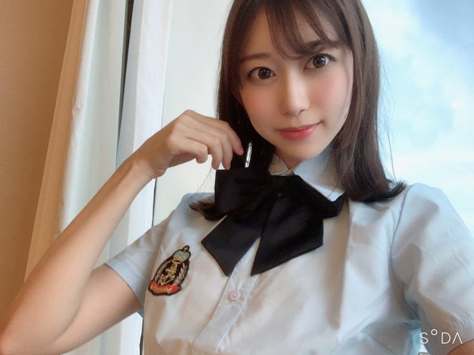 不受時間束縛！ 31歲凍齡美少女「黒川菫」水手服扮相零死角！