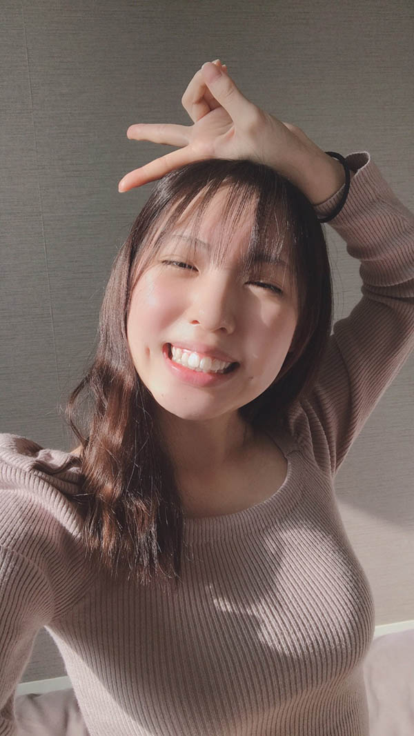 和服老店千金！ C罩杯白淨美少女「白桃花」出道自曝：高二就決定好了。