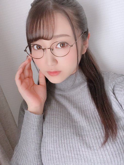 童顏巨乳新秀！ I罩杯小馬「姫咲華」半透明性感睡衣福利照有點東西！